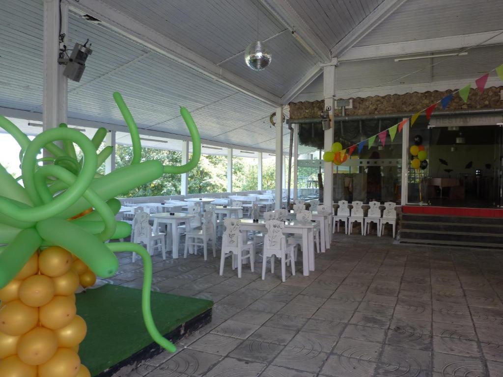 Hotel Zarya Golden Sands Exterior foto