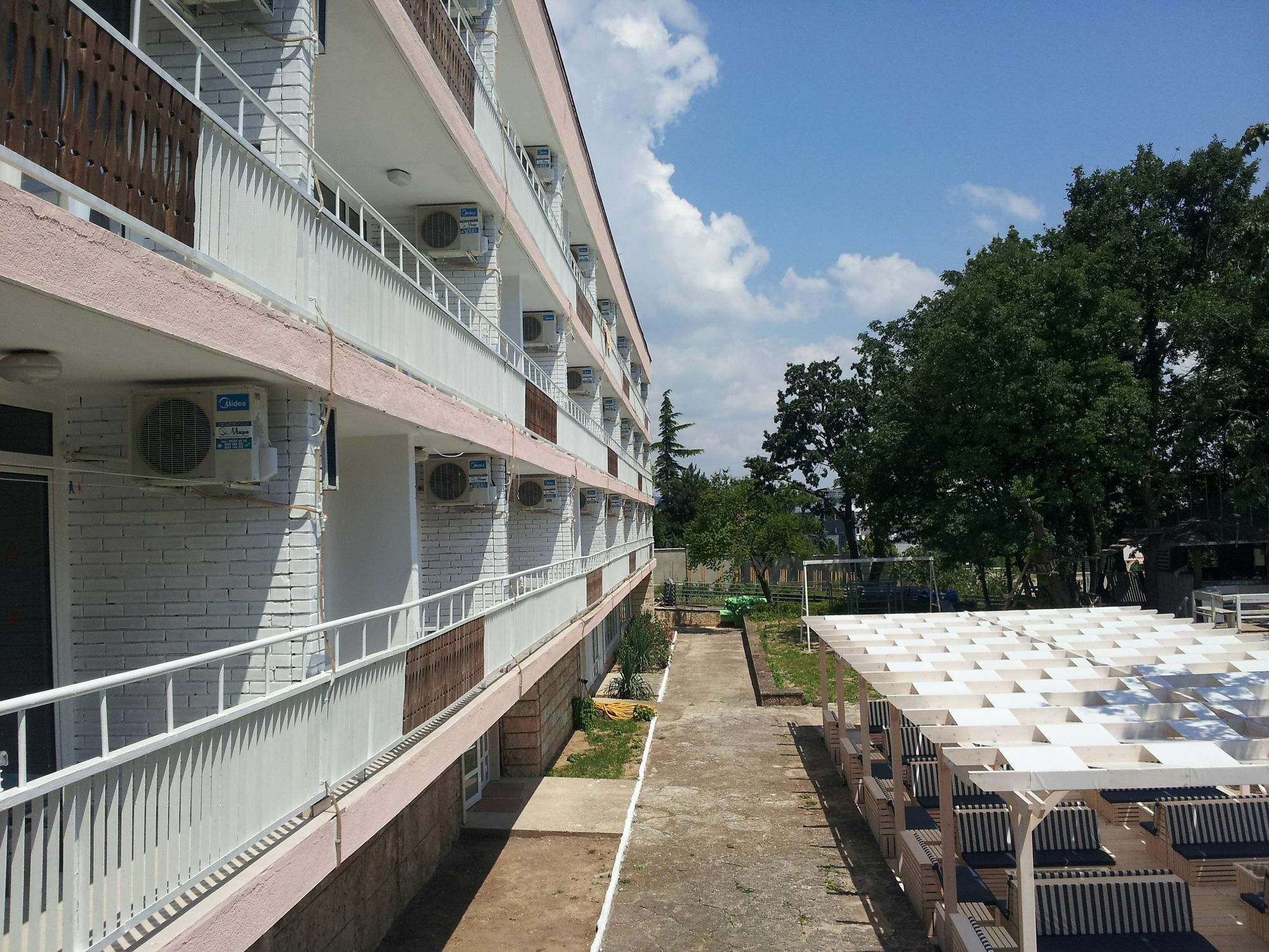 Hotel Zarya Golden Sands Exterior foto